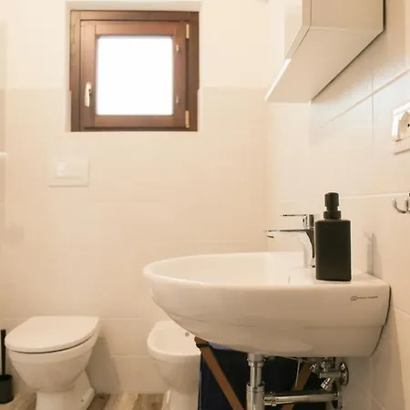 Interno Sg - Monolocale Frühstückspension LʼAquila