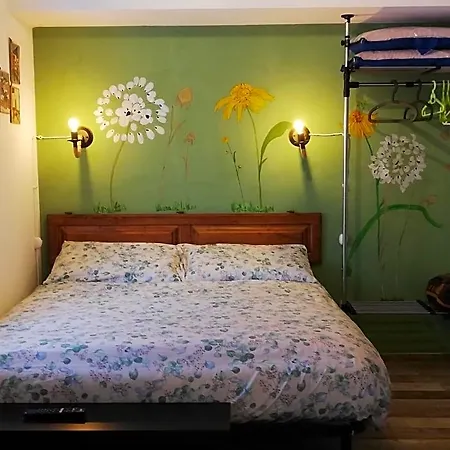 Interno Sg - Monolocale Bed & Breakfast 3*